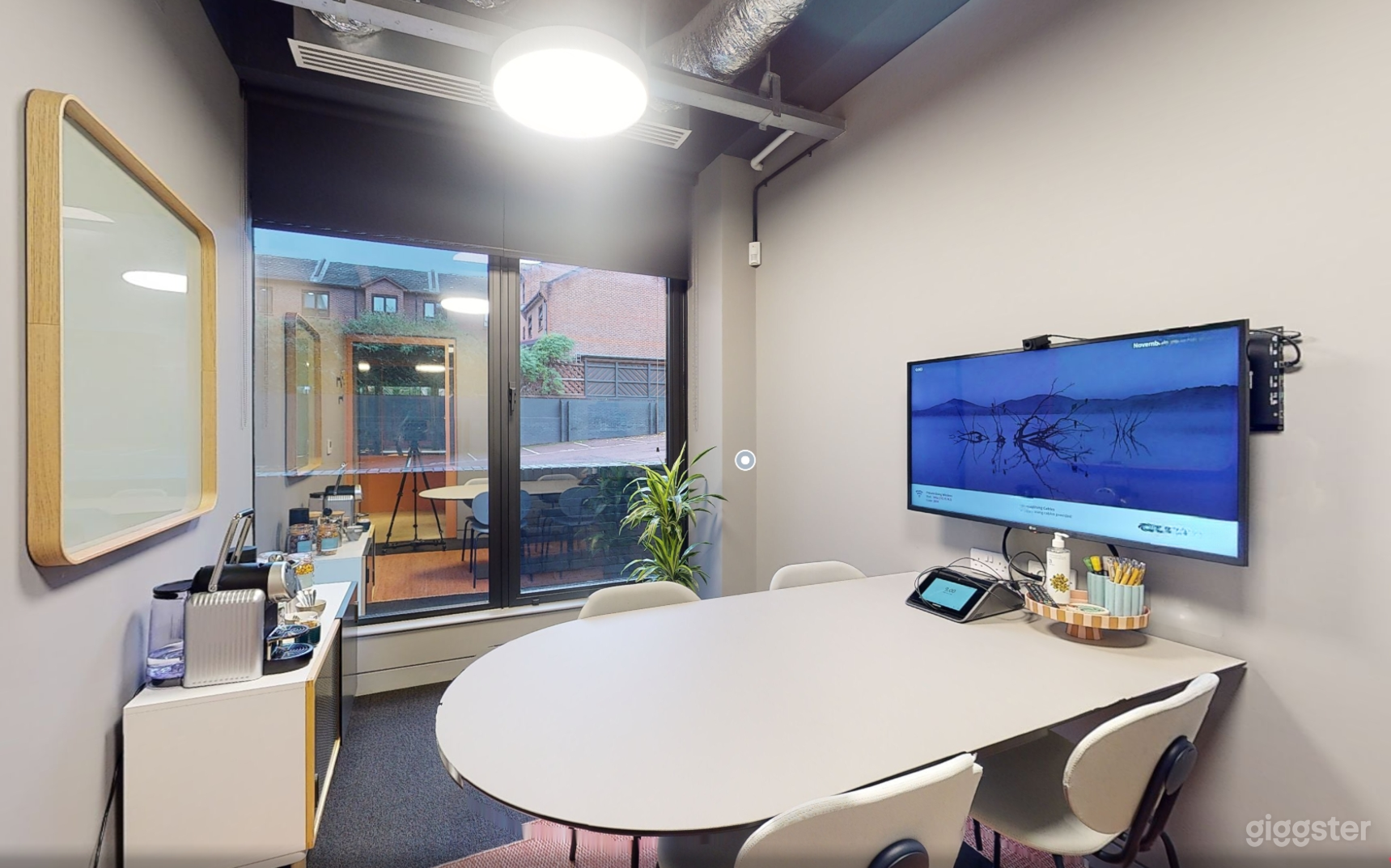 Wood Green 0M3 Photo 1