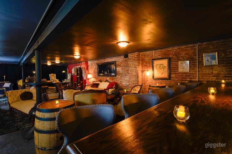  1920s inspired speakeasy 