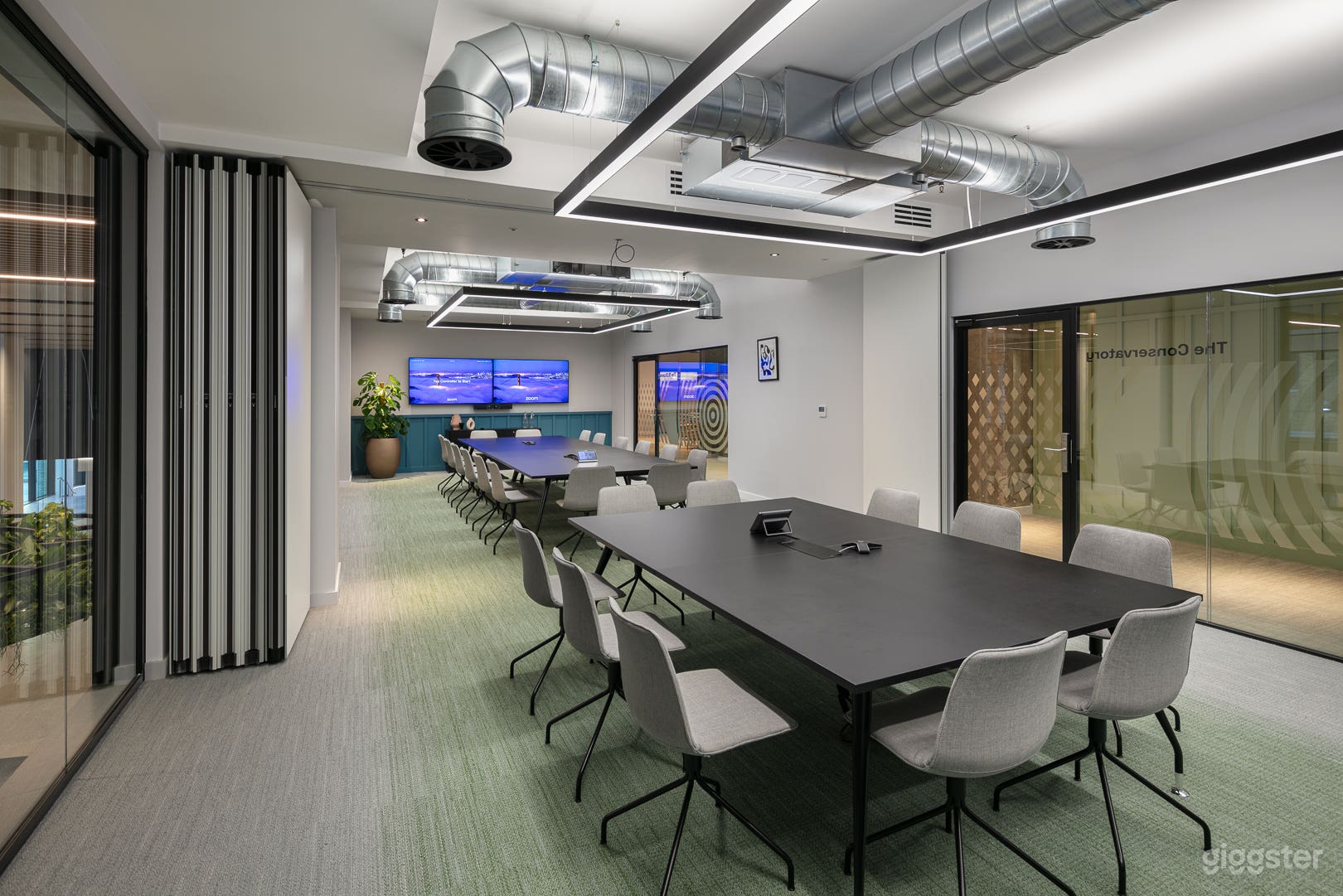 Spacious and Big Meeting Room Photo 1