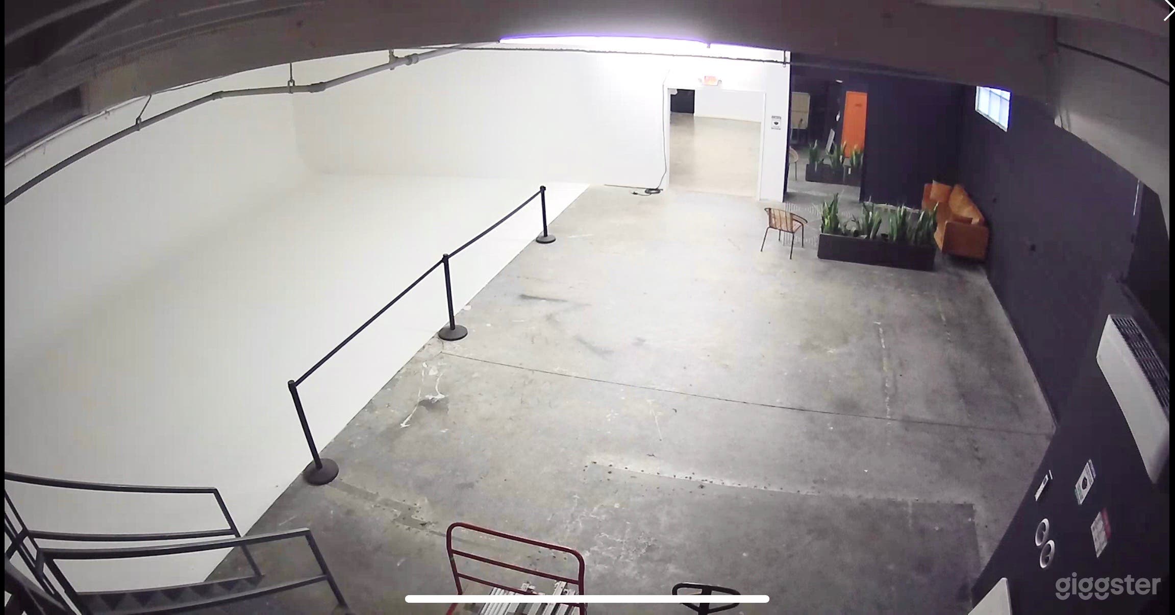 Stage B 
(CYC-62' x 12' to Beams)
White Cyc May be Custom Painted