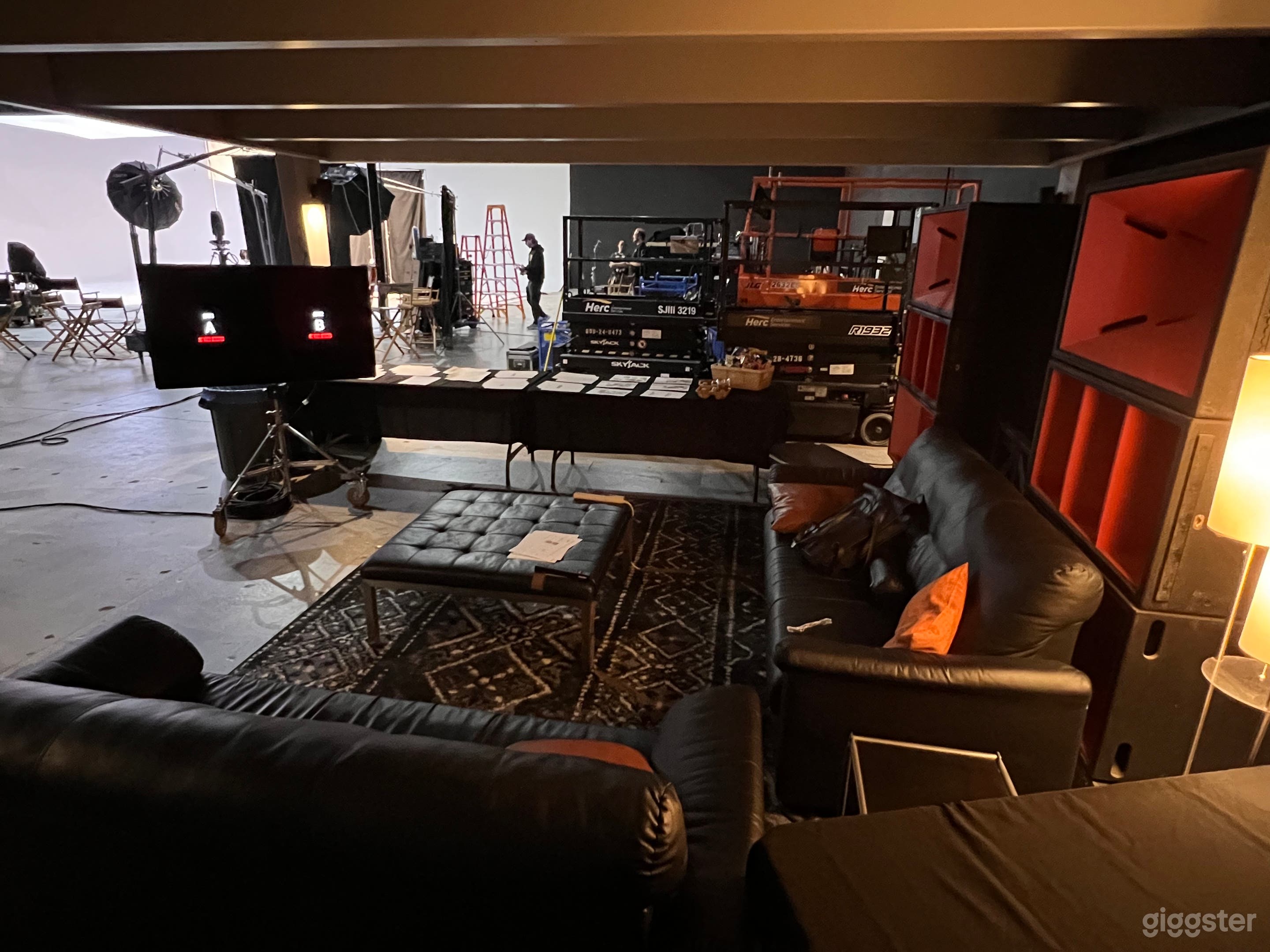 Hill Street studio in Los Angeles Photo 4