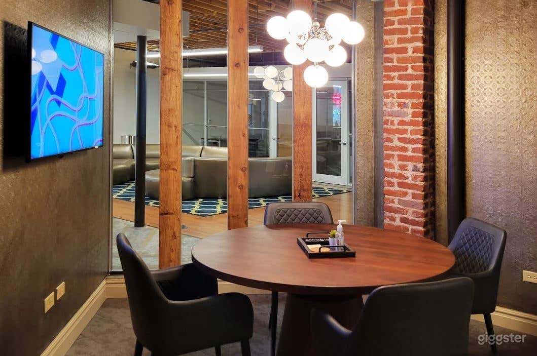Perfect Small Conference Room in Denver Photo 2