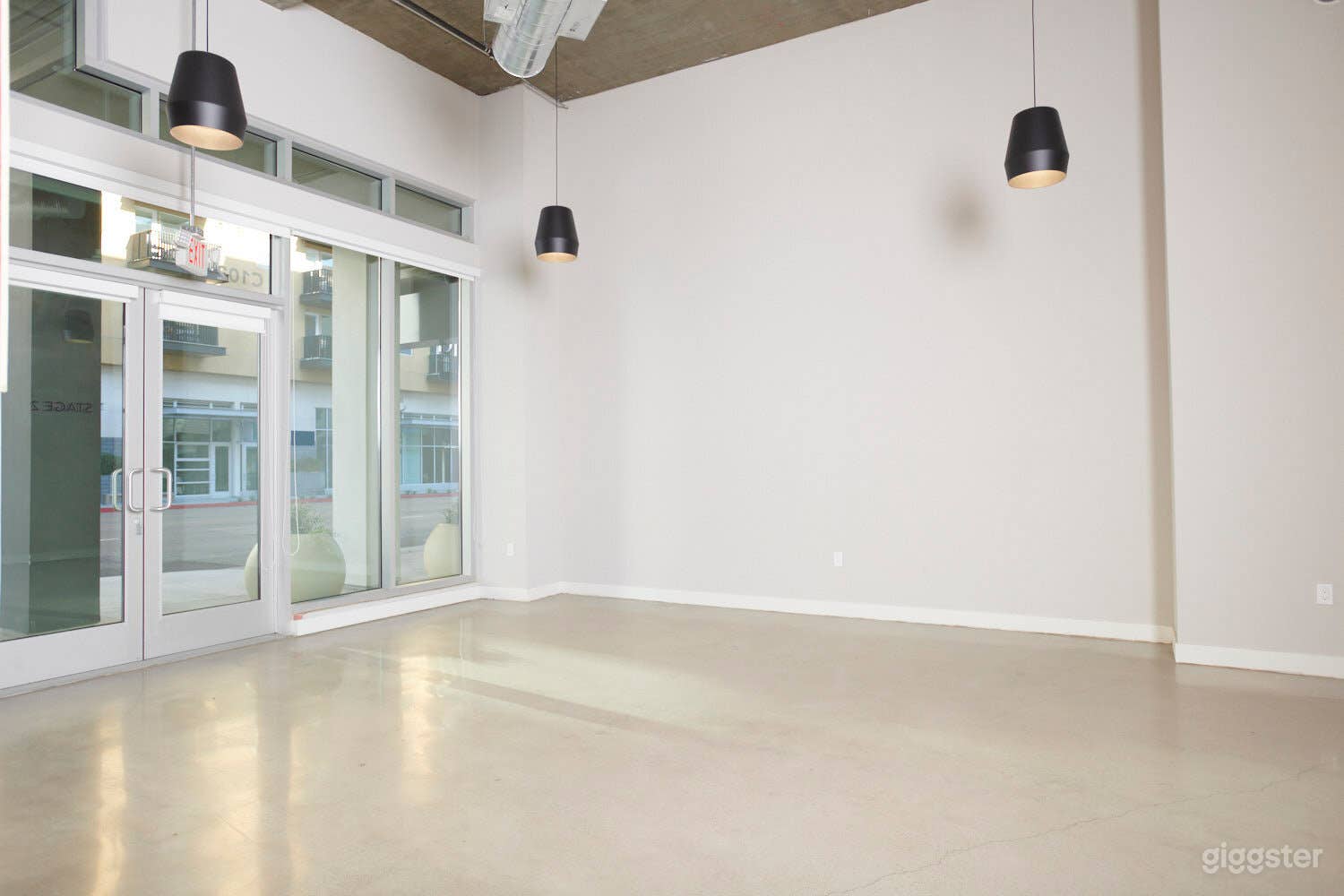 Stage Two Professional Photography Studio Photo 2