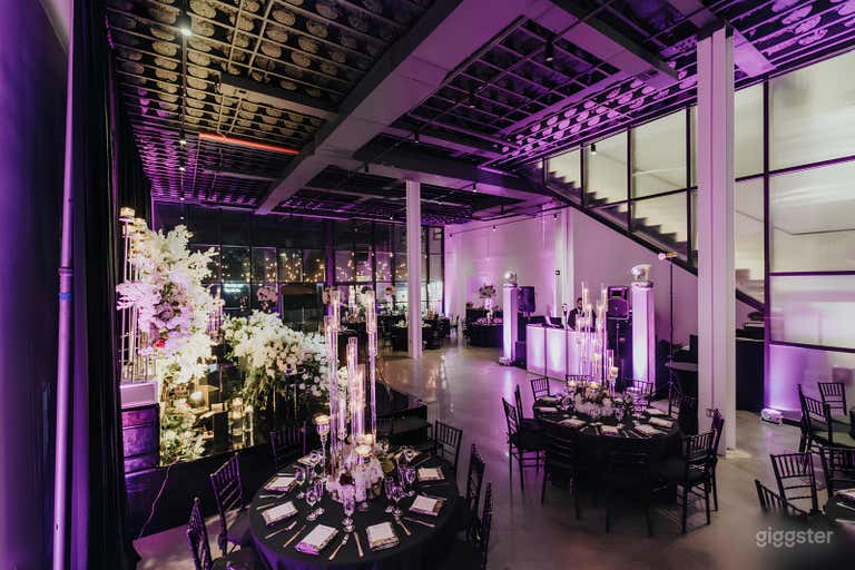  Stunning Versatile Event Venue with High Ceilings 