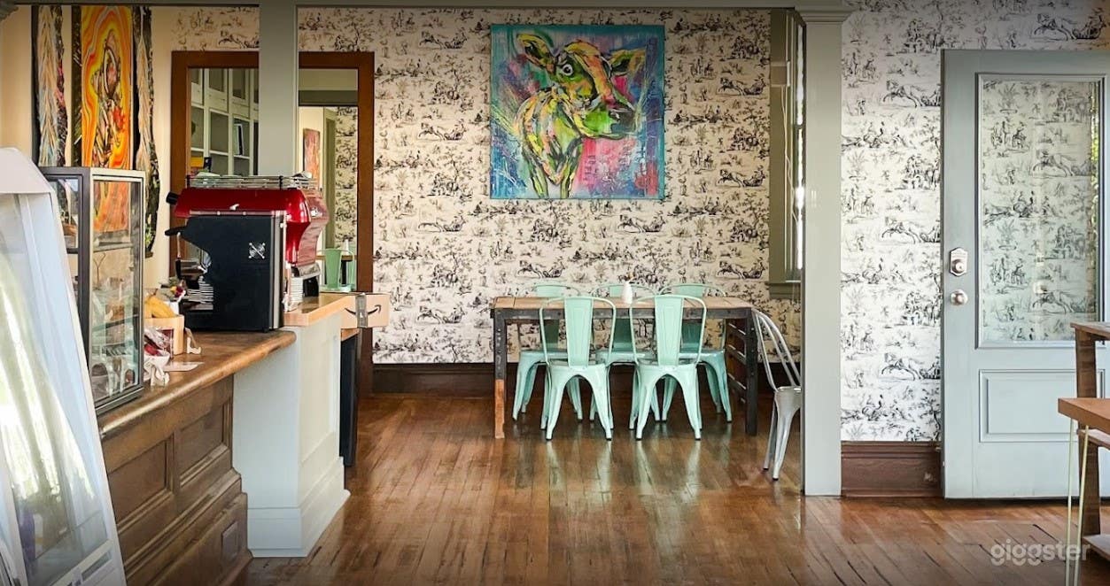 Artsy and Colorful Café in Pittsburgh Photo 1