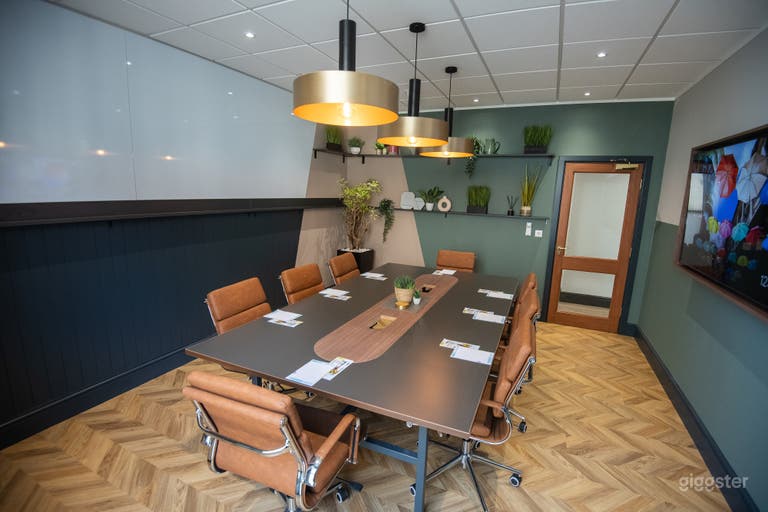  Harlow Suite 