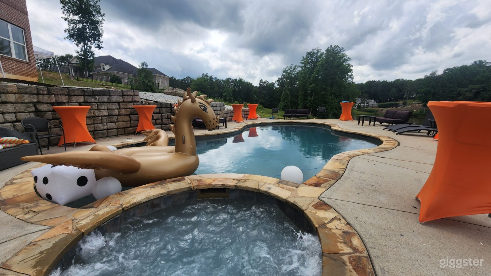 Luxury Living in Stone Crest Photo 1