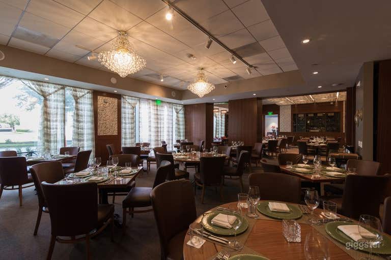  Maharaja Dining Room with Large Flat Screen & Patio Access in Houston 