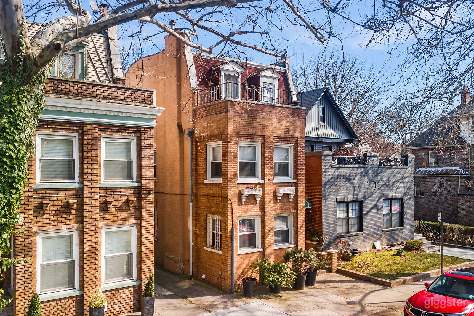 Brick Standalone Building in Ditmas Park Proximity Photo 3