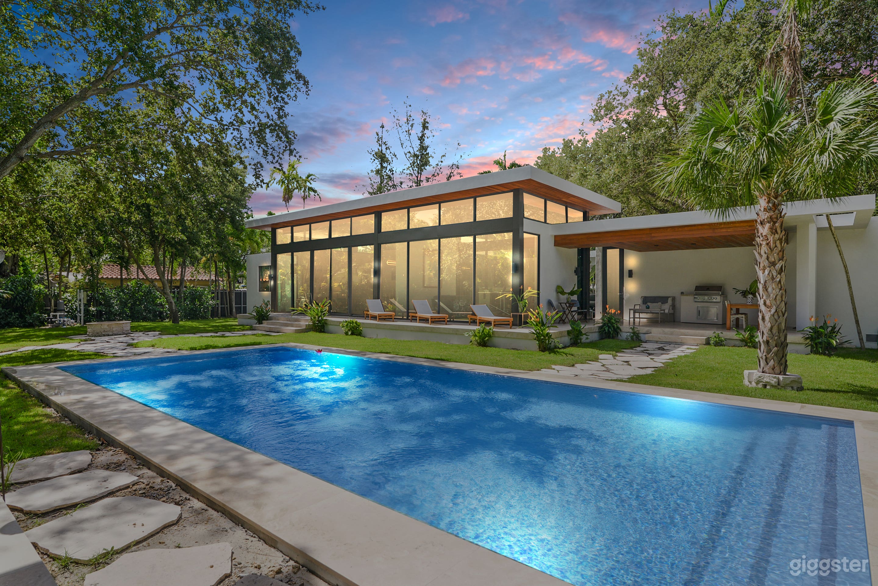 Tropical Estate w/ Lush Landscape, Pool, &amp; Cabana Photo 3