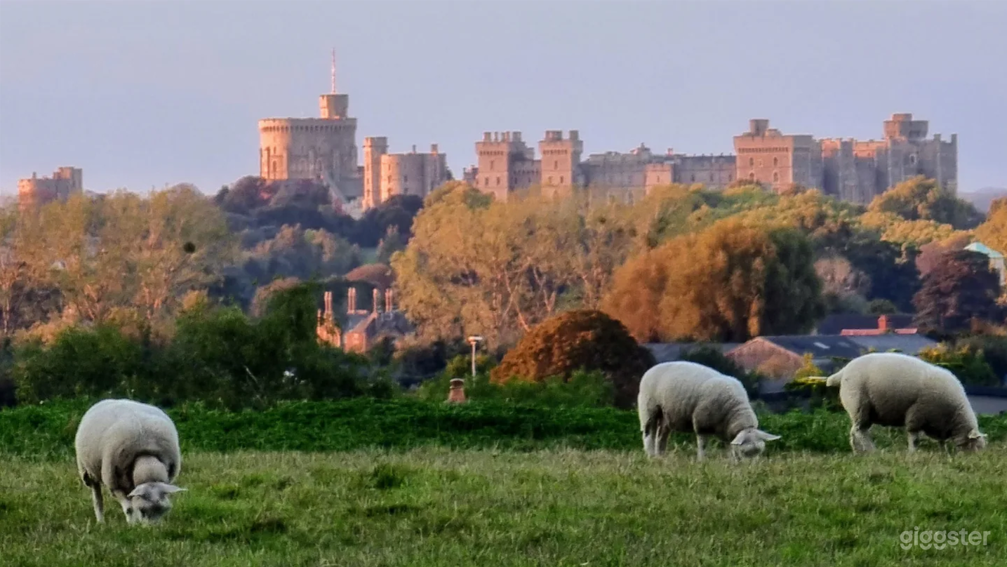 Gorgeous Country Cottage Photo 2