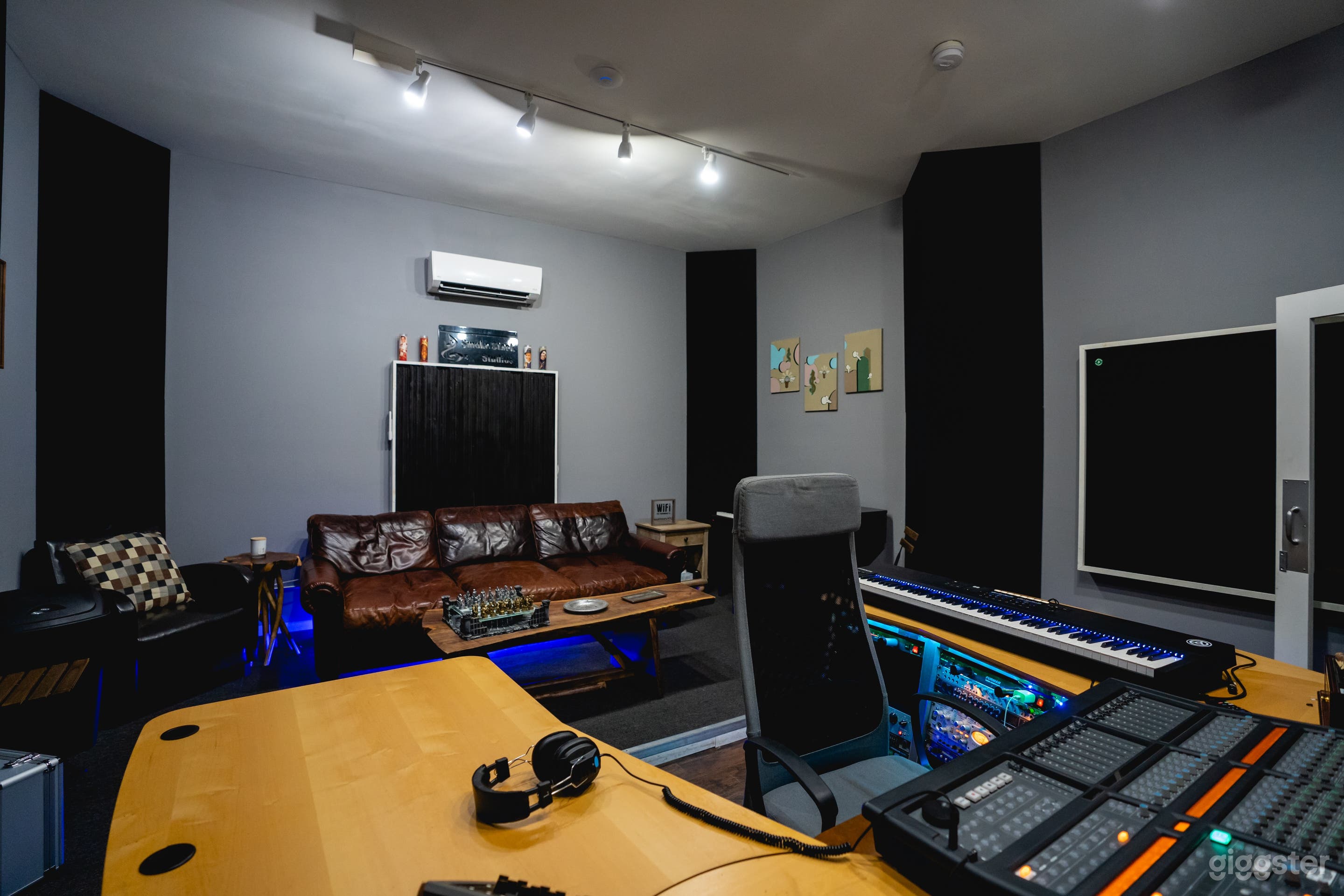 Professional Recording Studio in New York Photo 1