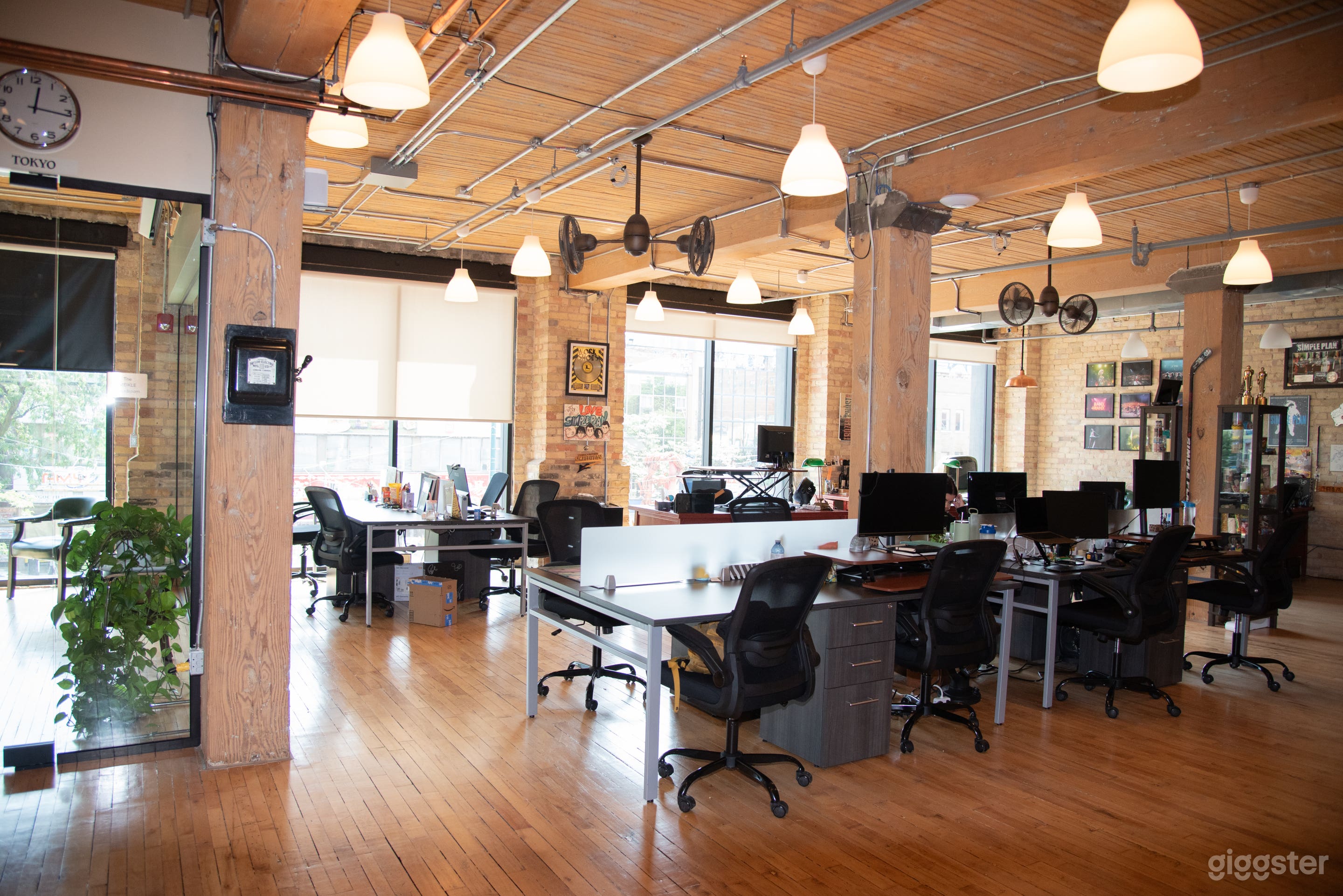 Downtown Photo Location-Music Label Office Photo 1