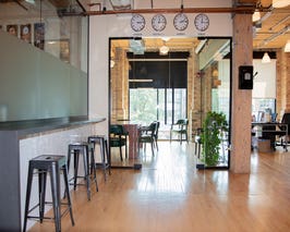  Downtown Photo Location-Music Label Office 