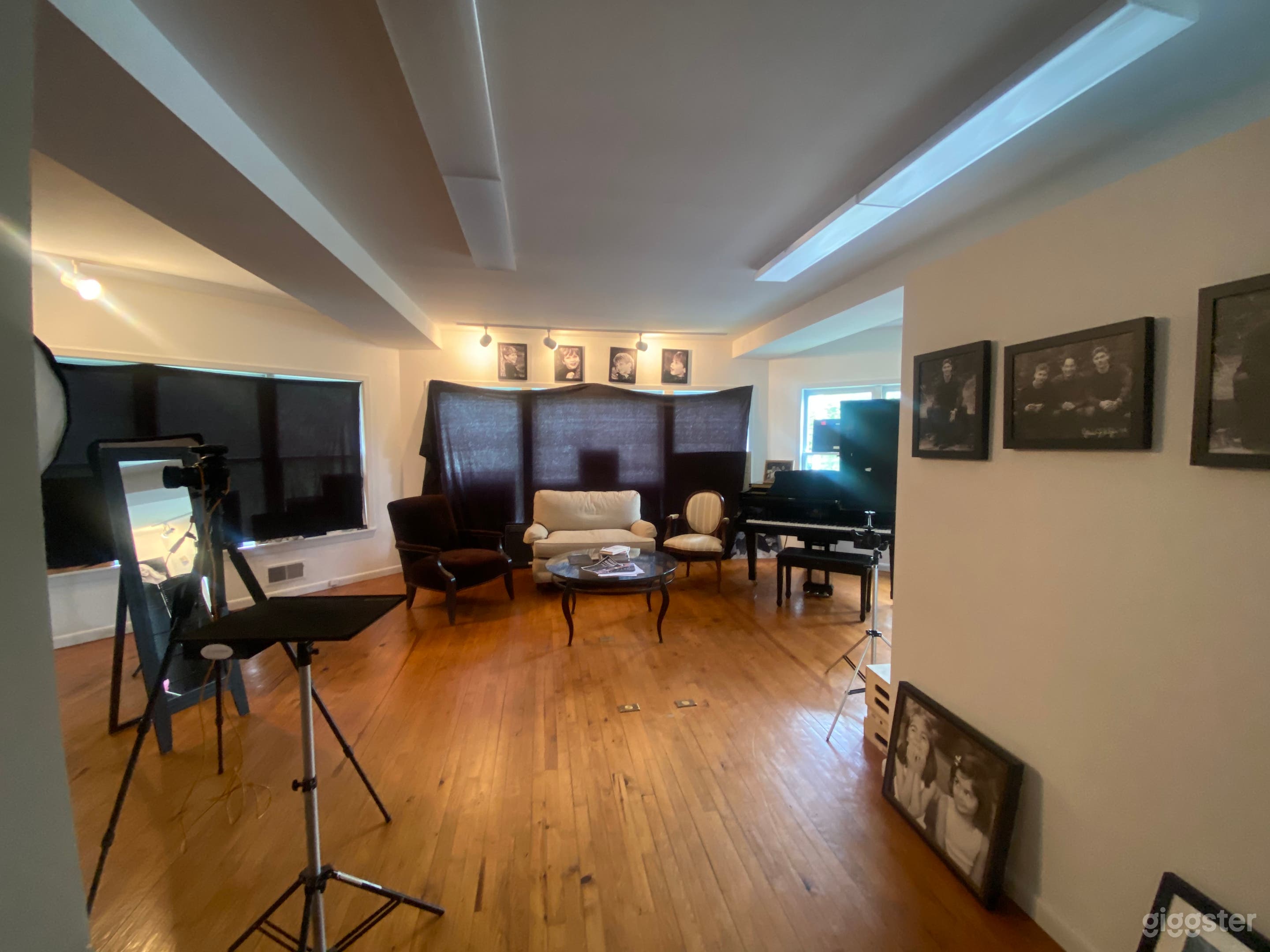 Roomy Photo Studio in Westchester Photo 2