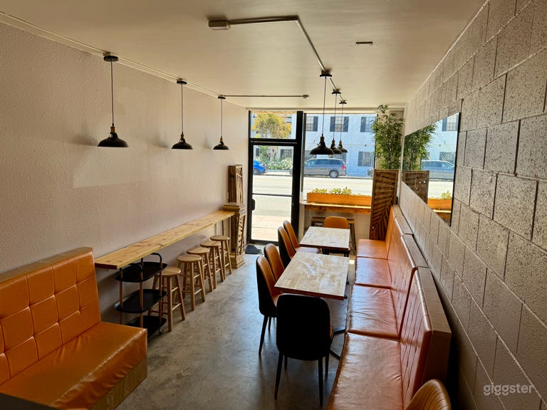  Restaurant/Coffee Shop 