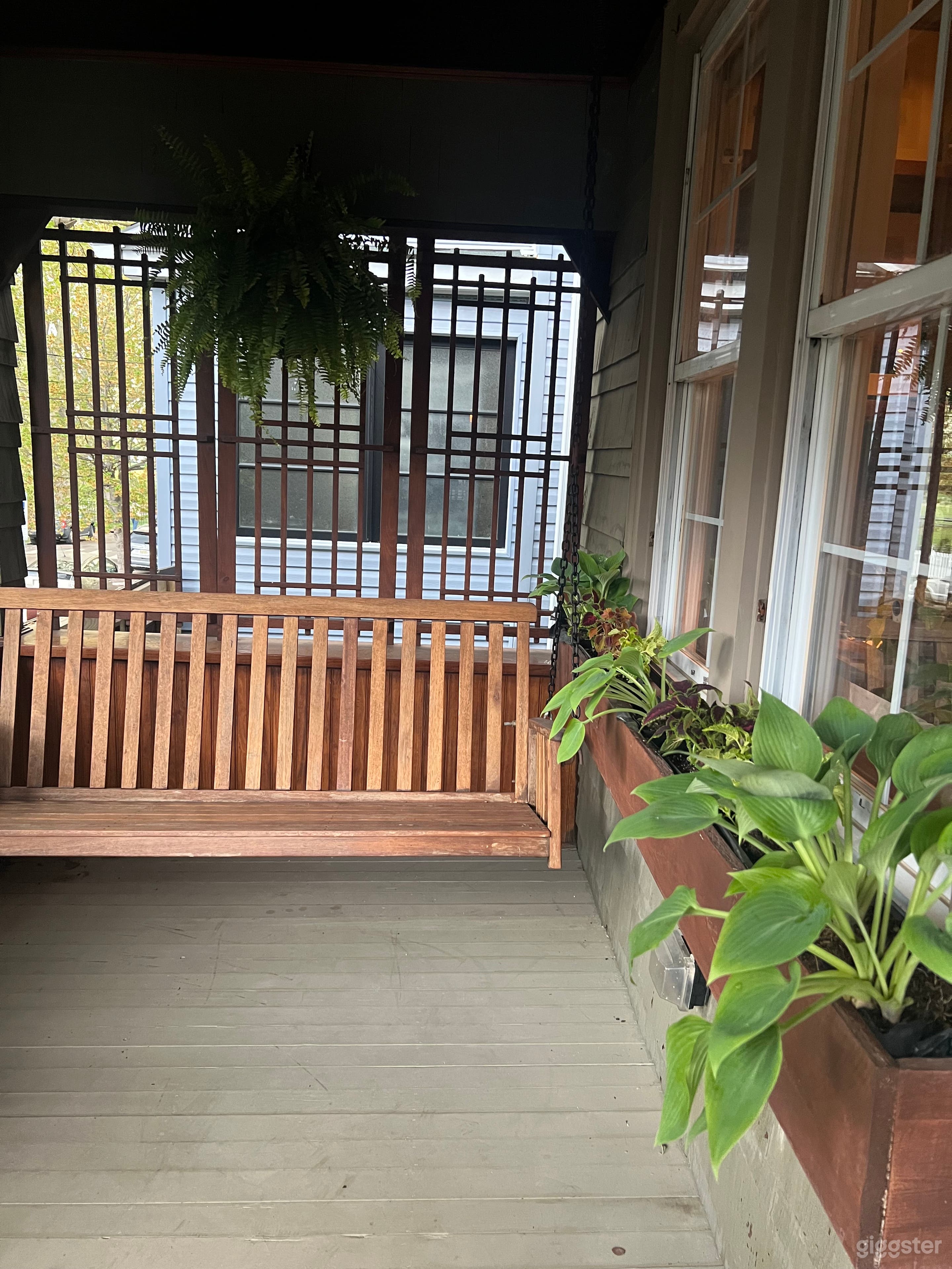 NJ Century Old Charming Craftsman Home close to NYC Photo 3