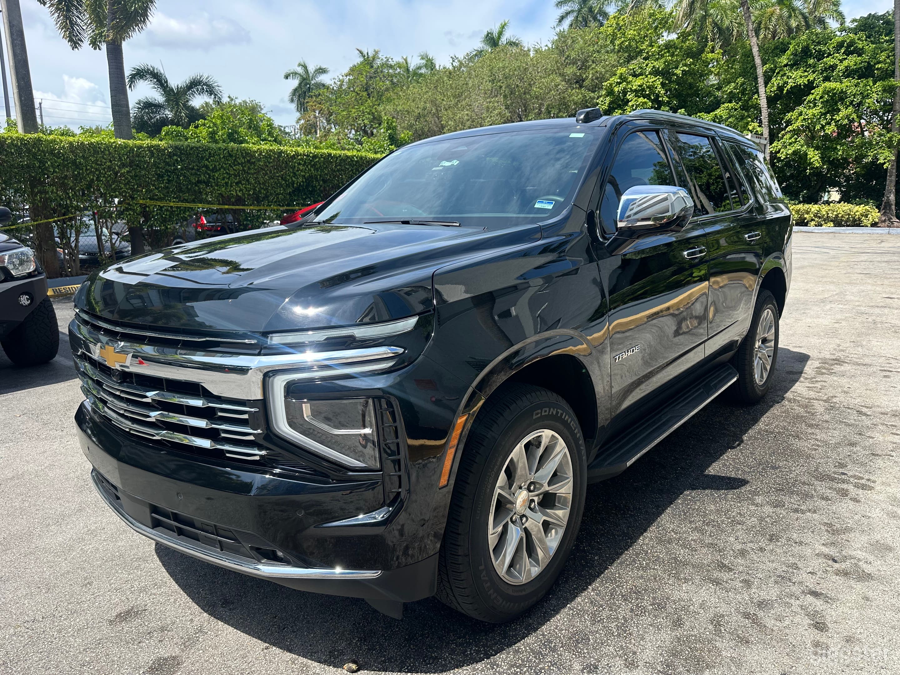 LUXURY 2025 CHEVROLET TAHOE PREMIER SUV Photo 1