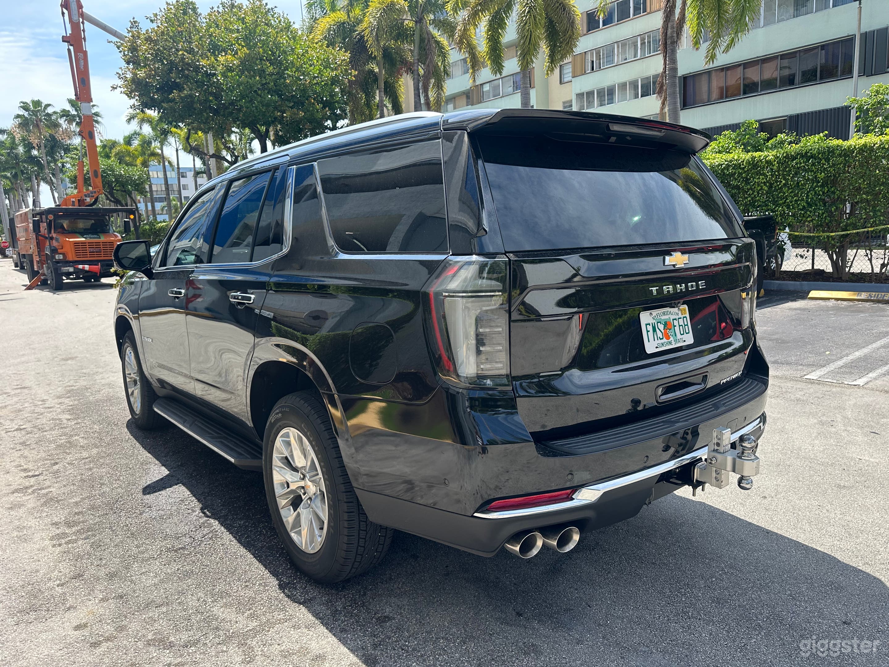 LUXURY 2025 CHEVROLET TAHOE PREMIER SUV Photo 4