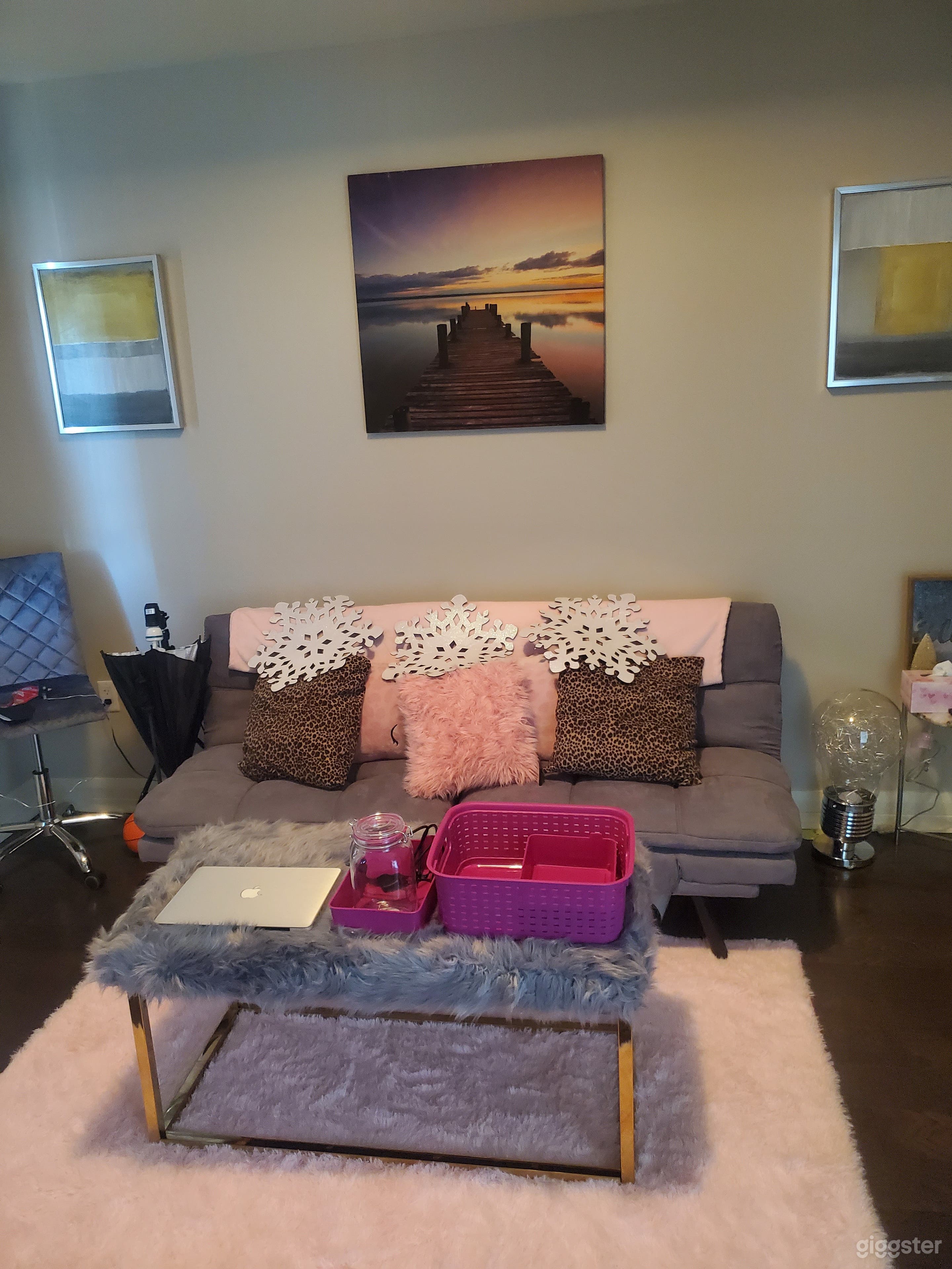 Cool and Cozy Apartment in Nevada Photo 1