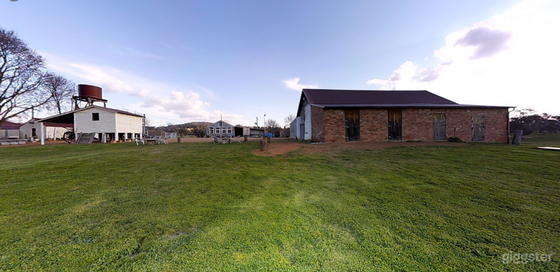 Extensive 31 Hectares Heritage-Listed Rural Property Venue Photo 1