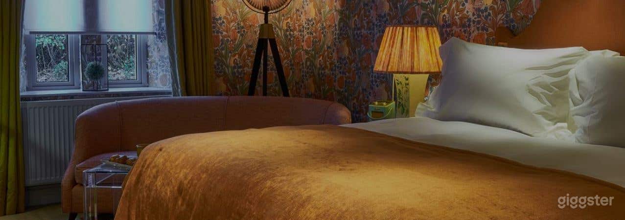 Mews Marvellous Room with Cool Designs Photo 1