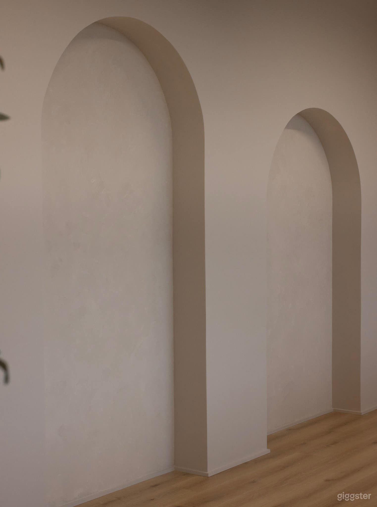 Contemporary Content/Event/Meeting Space in Nepean Photo 4