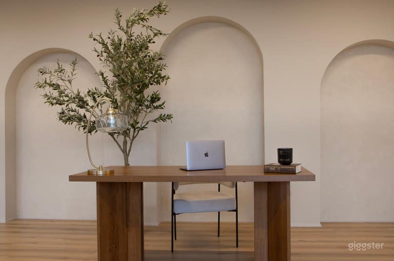  Contemporary Content/Event/Meeting Space in Nepean 