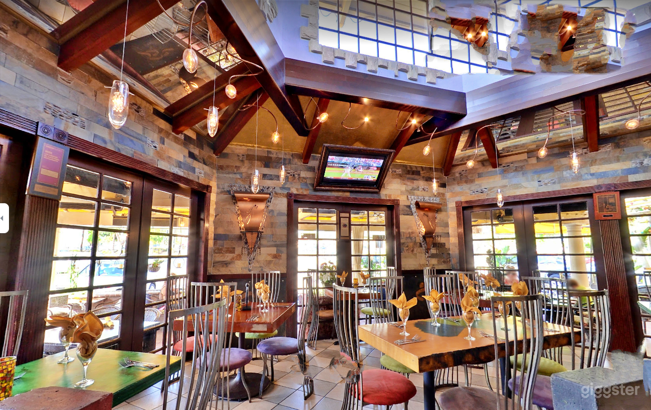 Mid- Century Modern Restaurant Photo 1