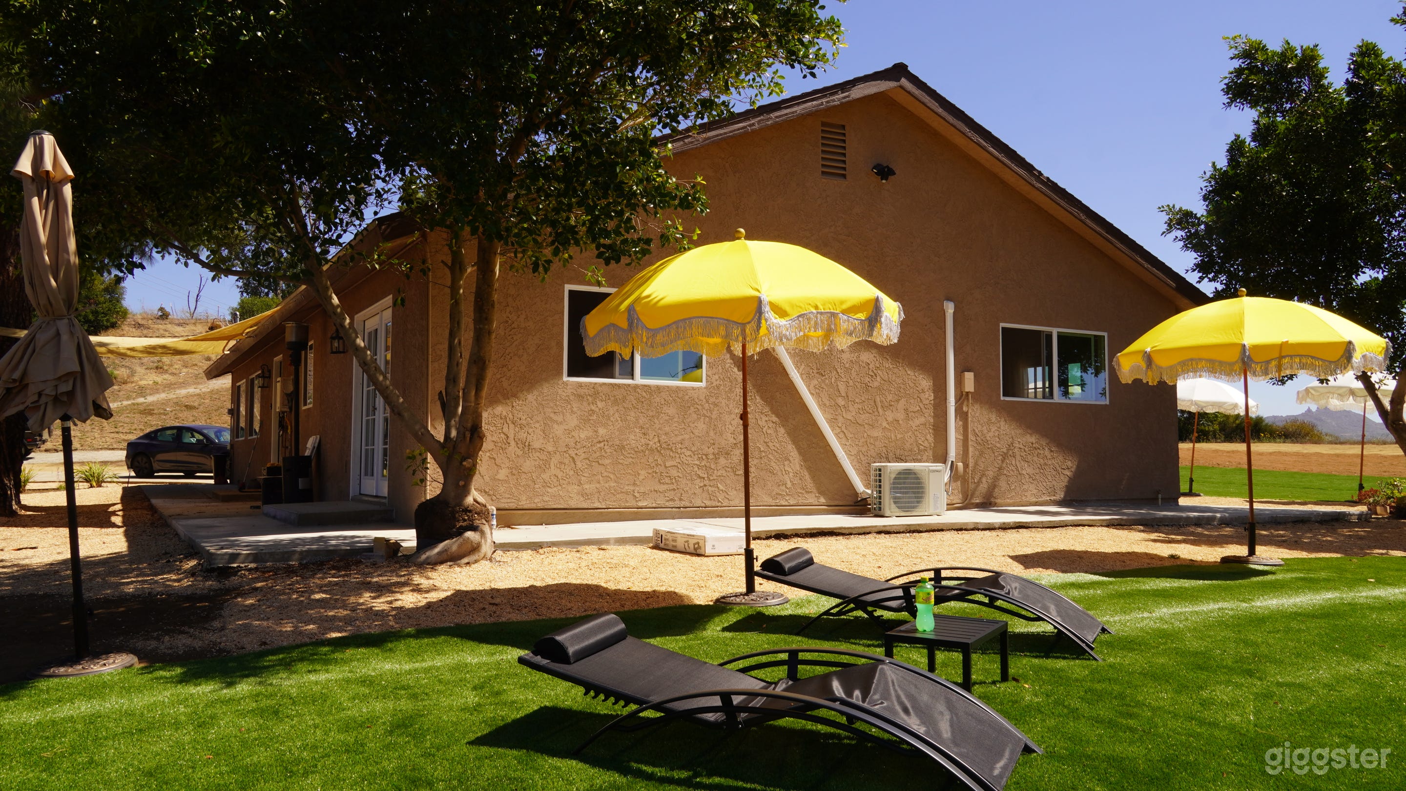 Breathtaking Ranch Escape with Panoramic Coastal Views Photo 1