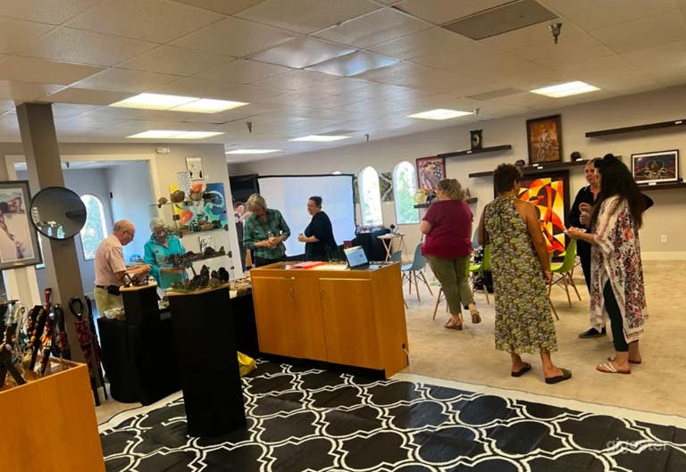  Carpeted Classy Gallery  