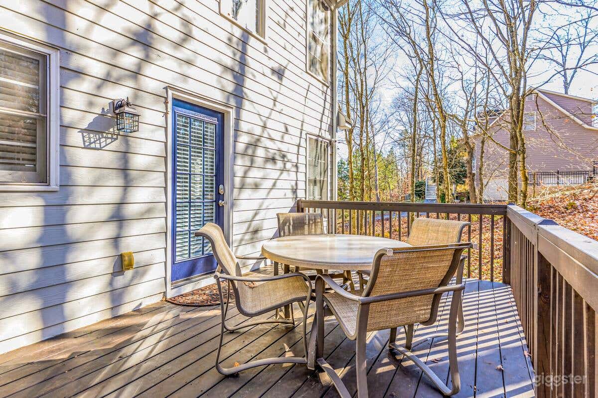 Explore Historic DT In This Cozy Open Air 5BR Stay Photo 2