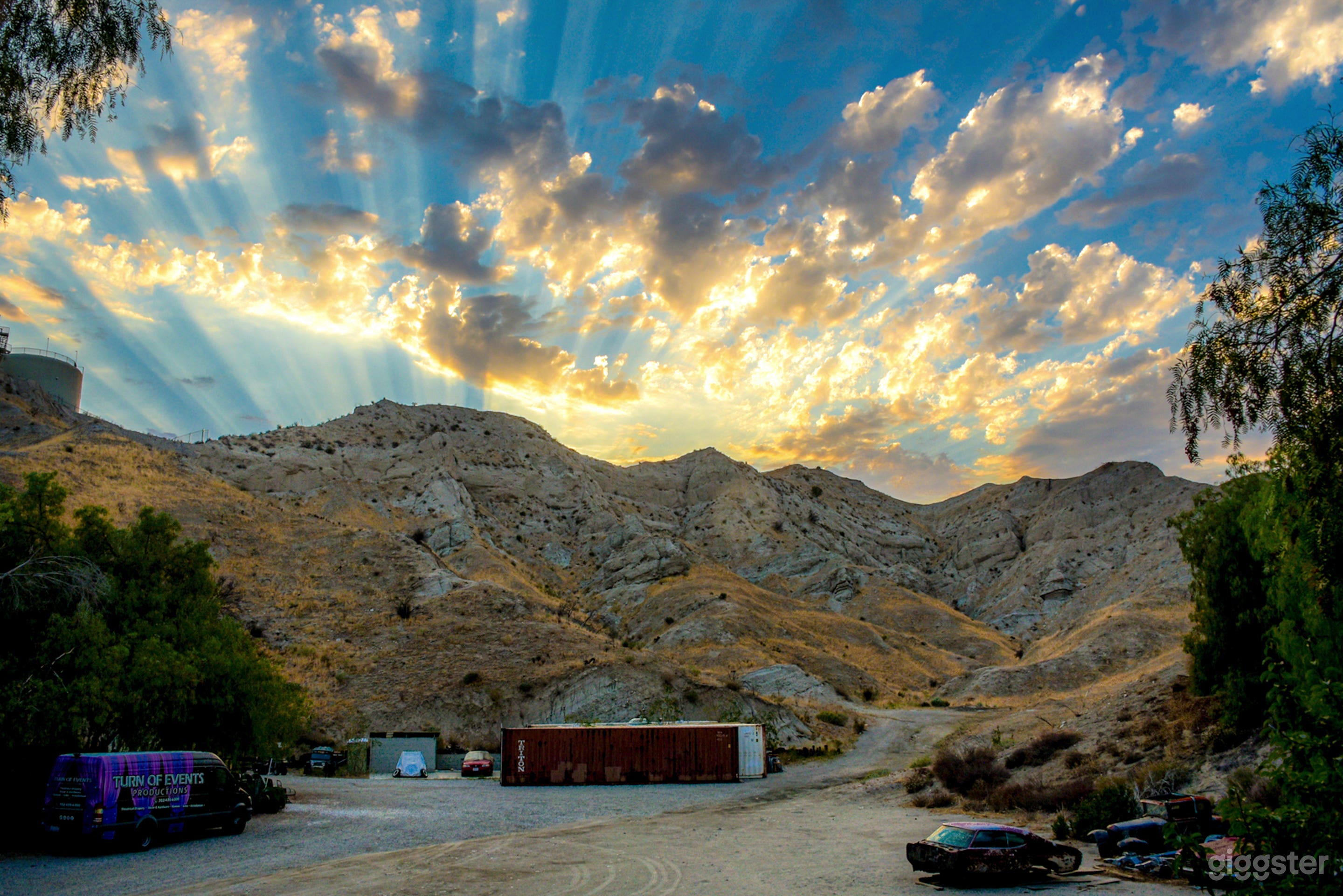 A new scene every where you turn Photo 3