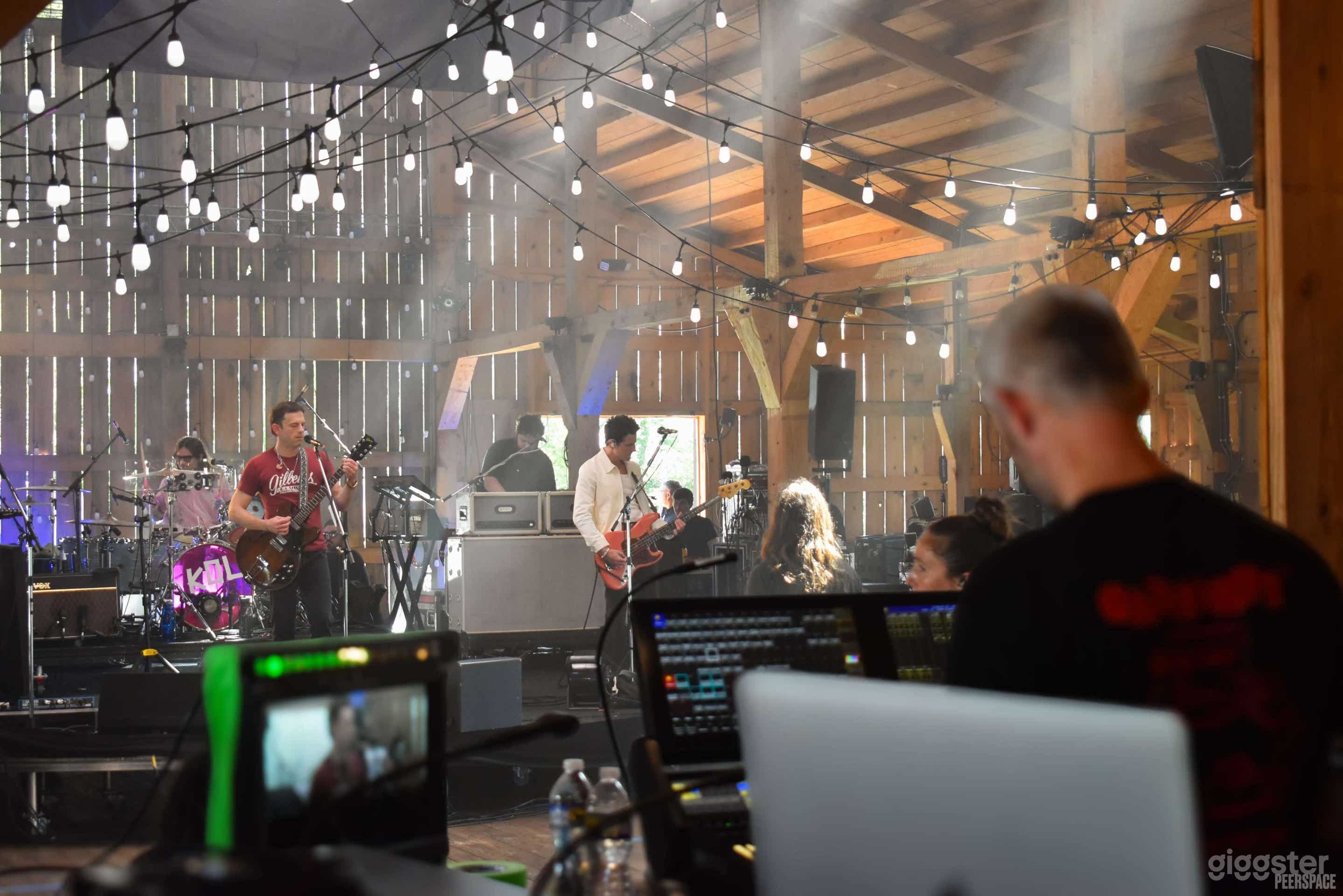 Production-Ready Timber Barn at Kenny Rogers Estate Photo 3