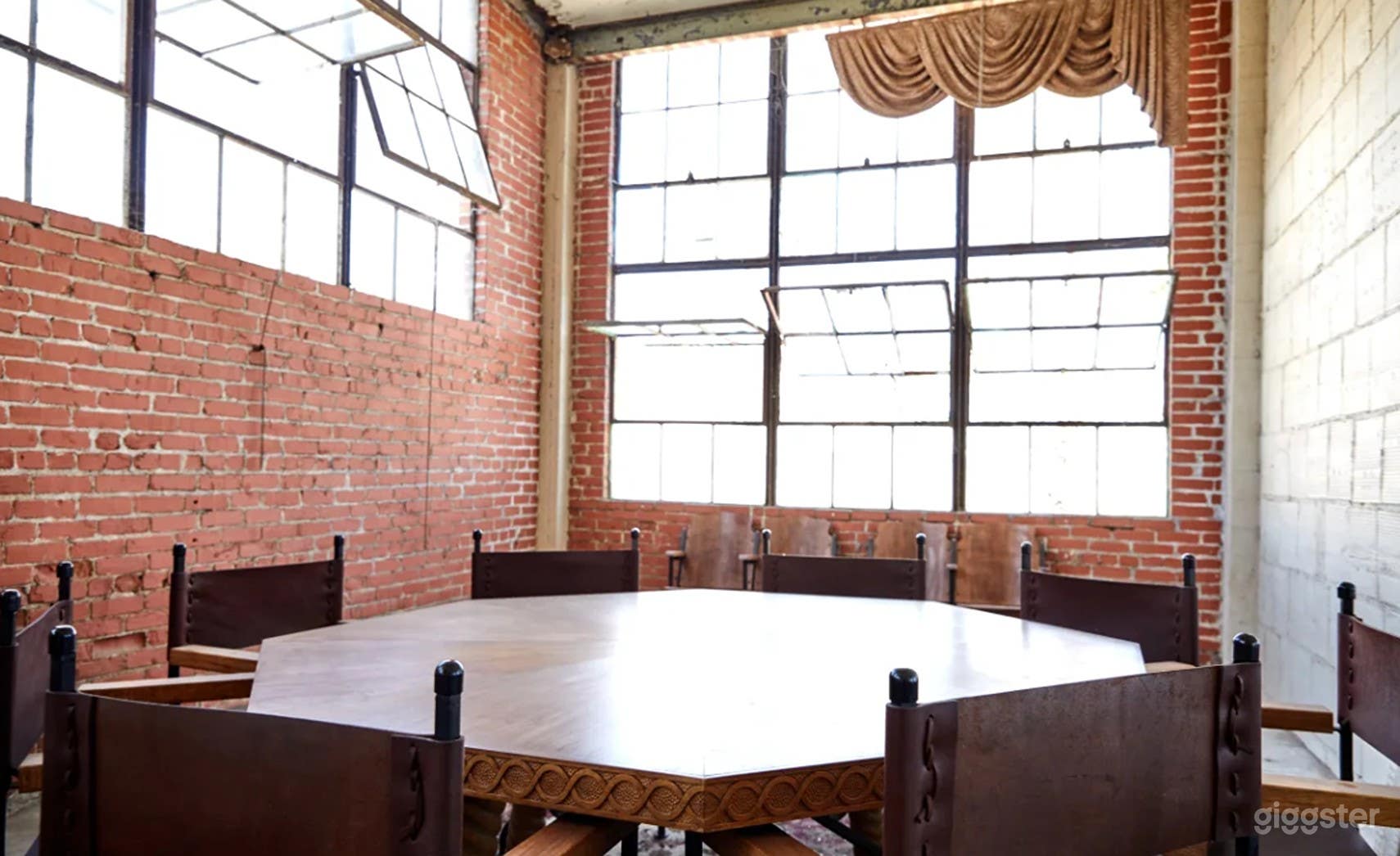 Versatile Coworking Space  Photo 1