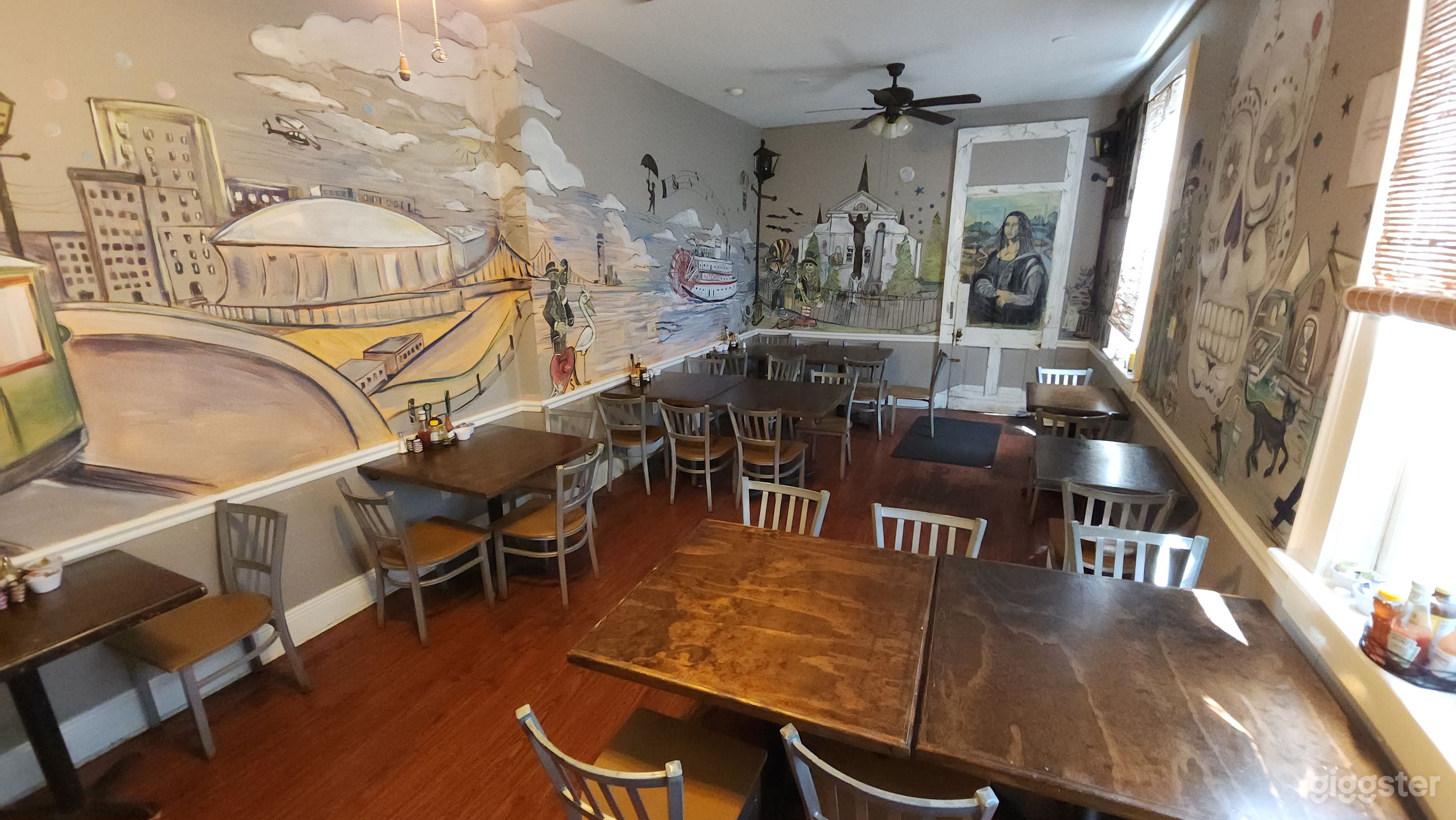 Biscuits &amp; Buns on Banks Photo 2