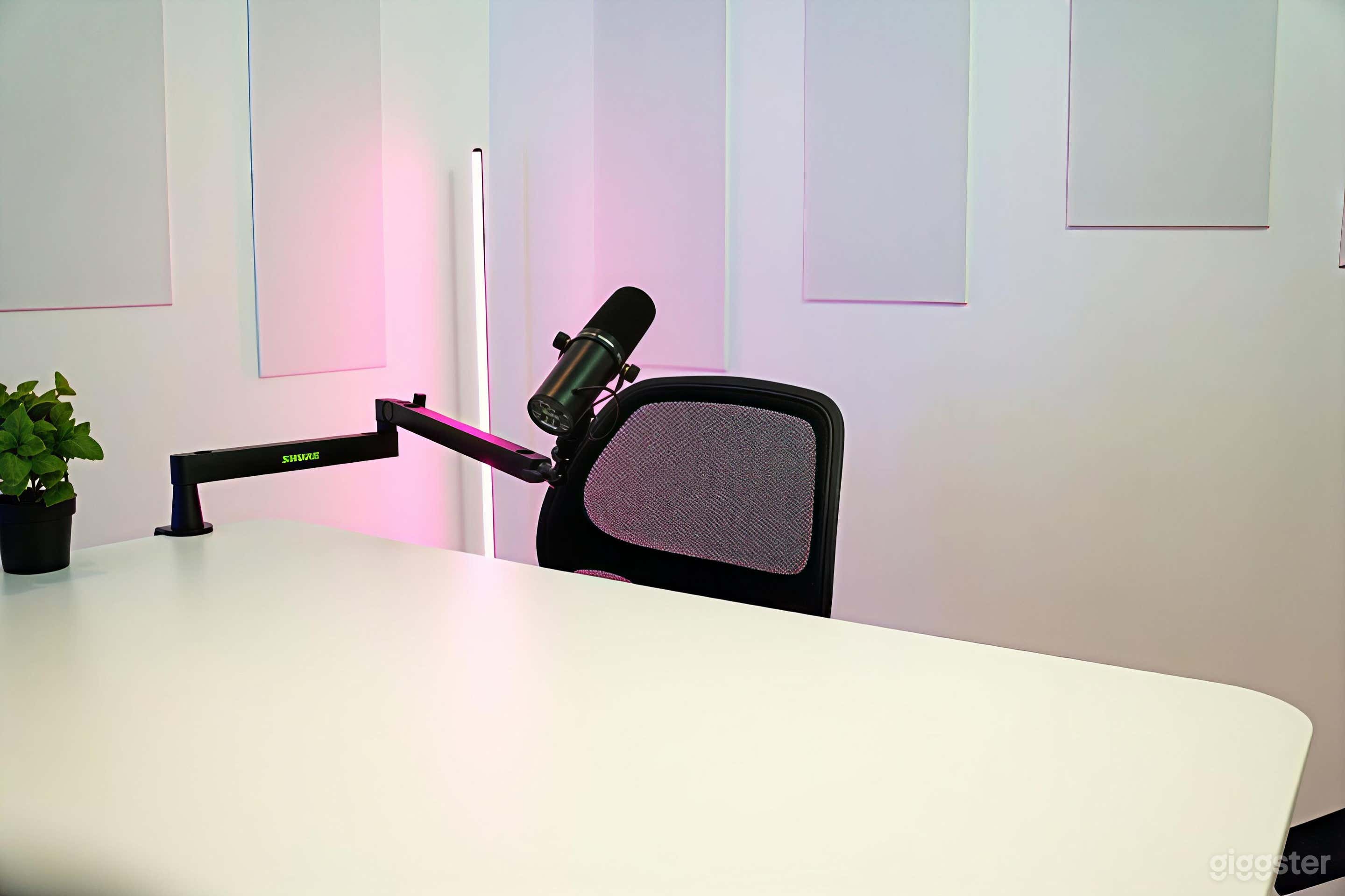 Studio B -  Compact Audio & Content Space for 2 Guests Photo 3