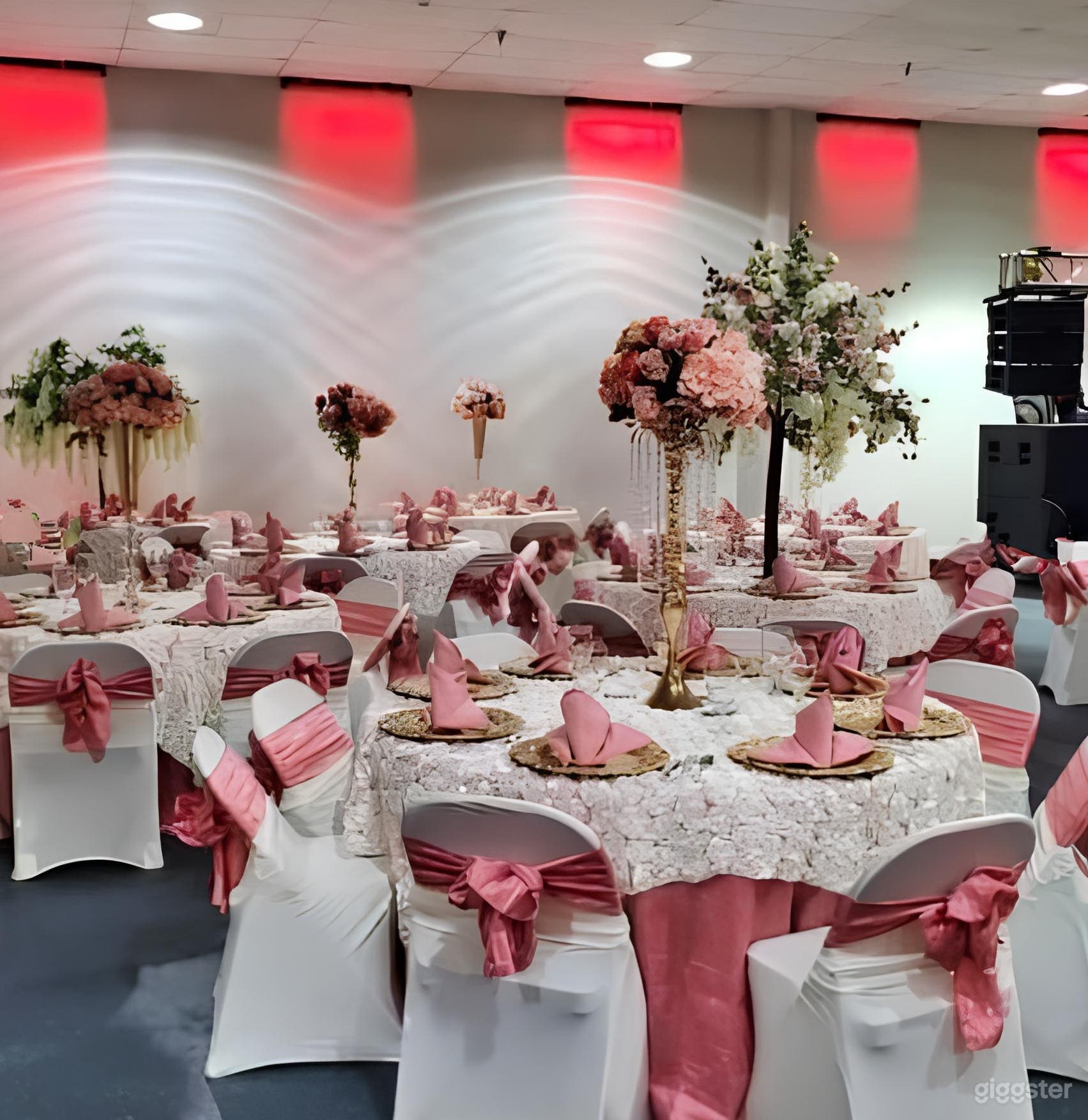 Elegant Royal Event Venue in Memphis Photo 3