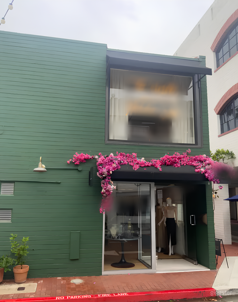  Chic Coastal Boutique: Pop Ups / BRAND Activations 
