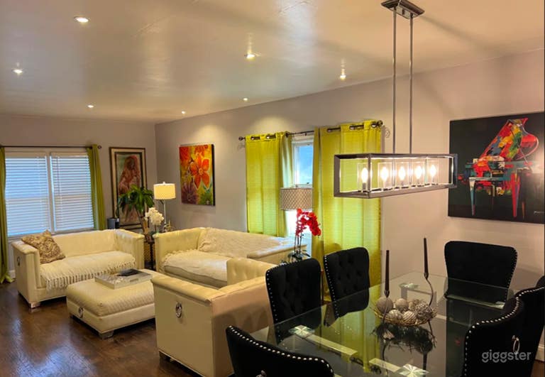  Charming Open-Concept Living Room with Kitchen 