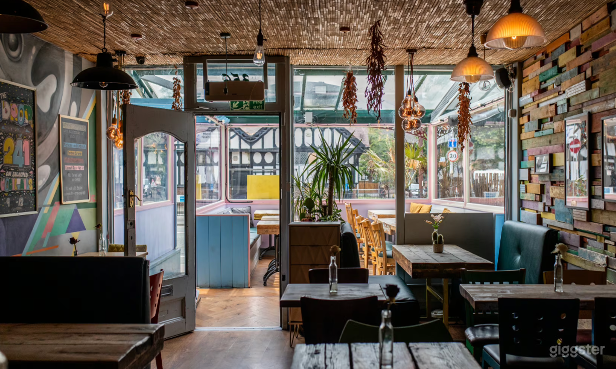 Entire Venue and Restaurant Photo 1