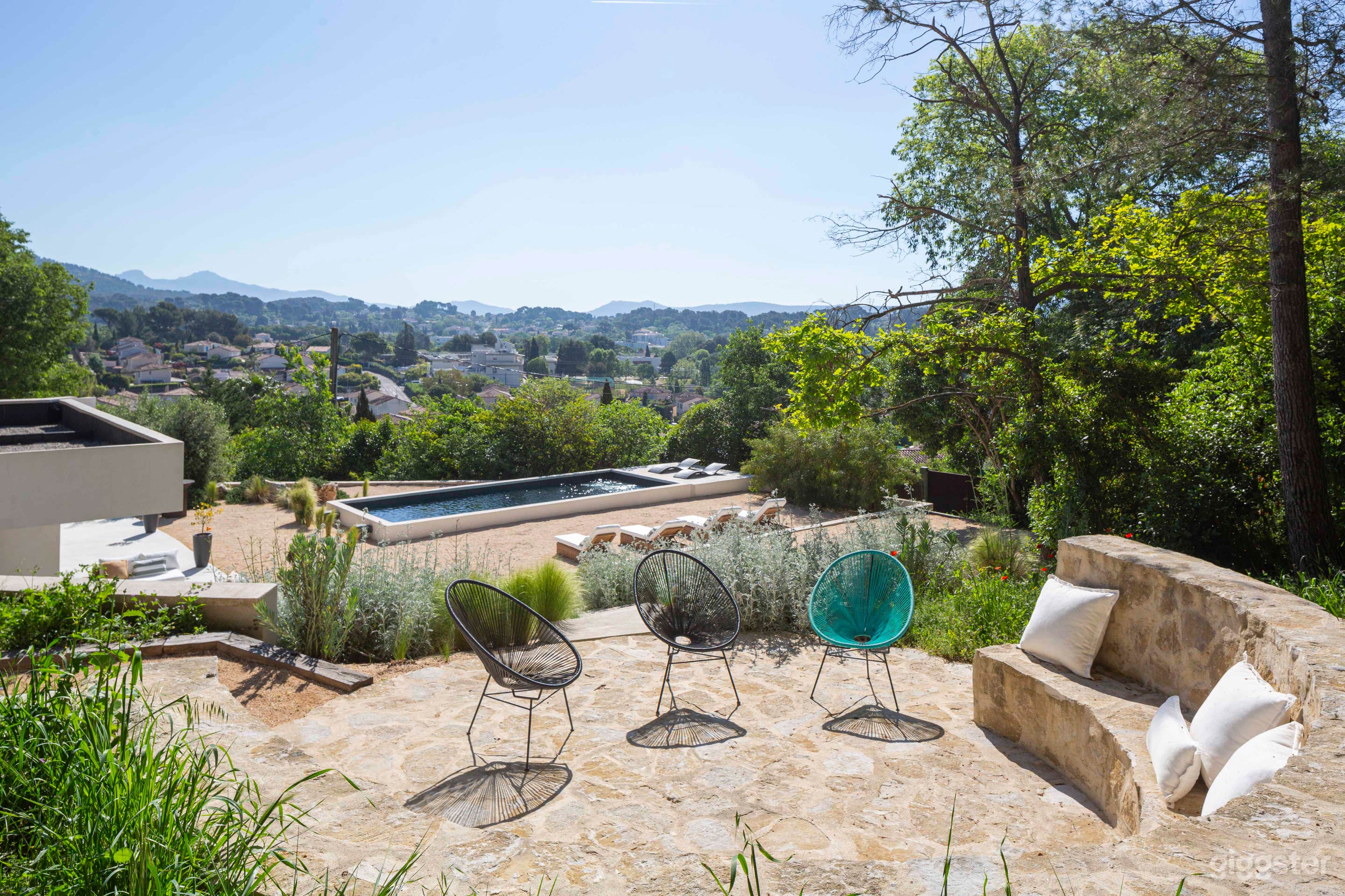 Photo de Villa architecturale pour événements à Marseille 2