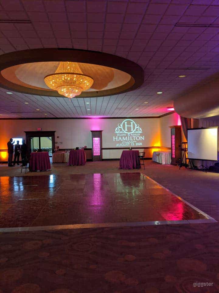 Ideal Grand Ballroom in Ohio Photo 3