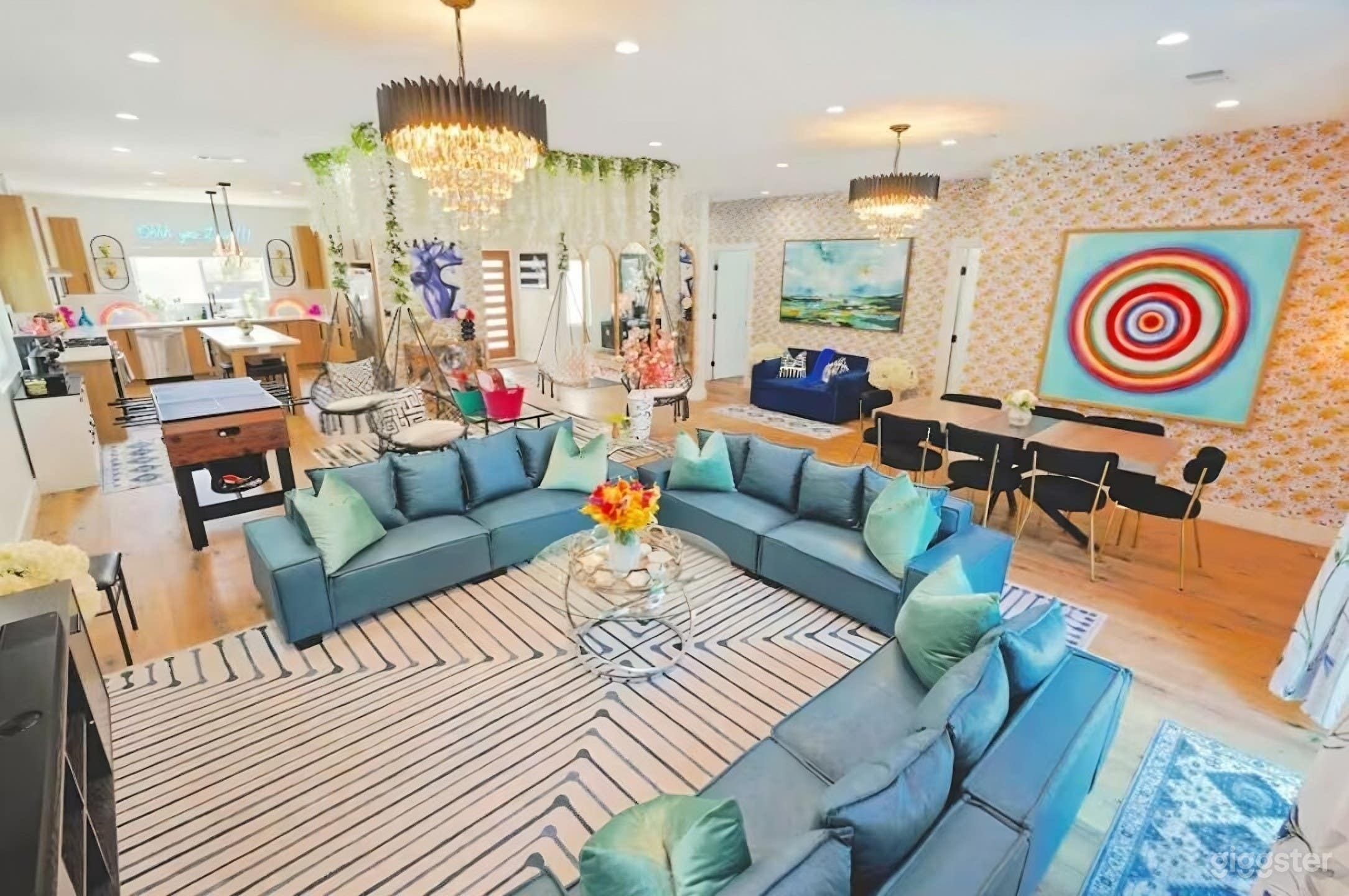 Trendy North Hollywood Designer House with Yard Photo 2