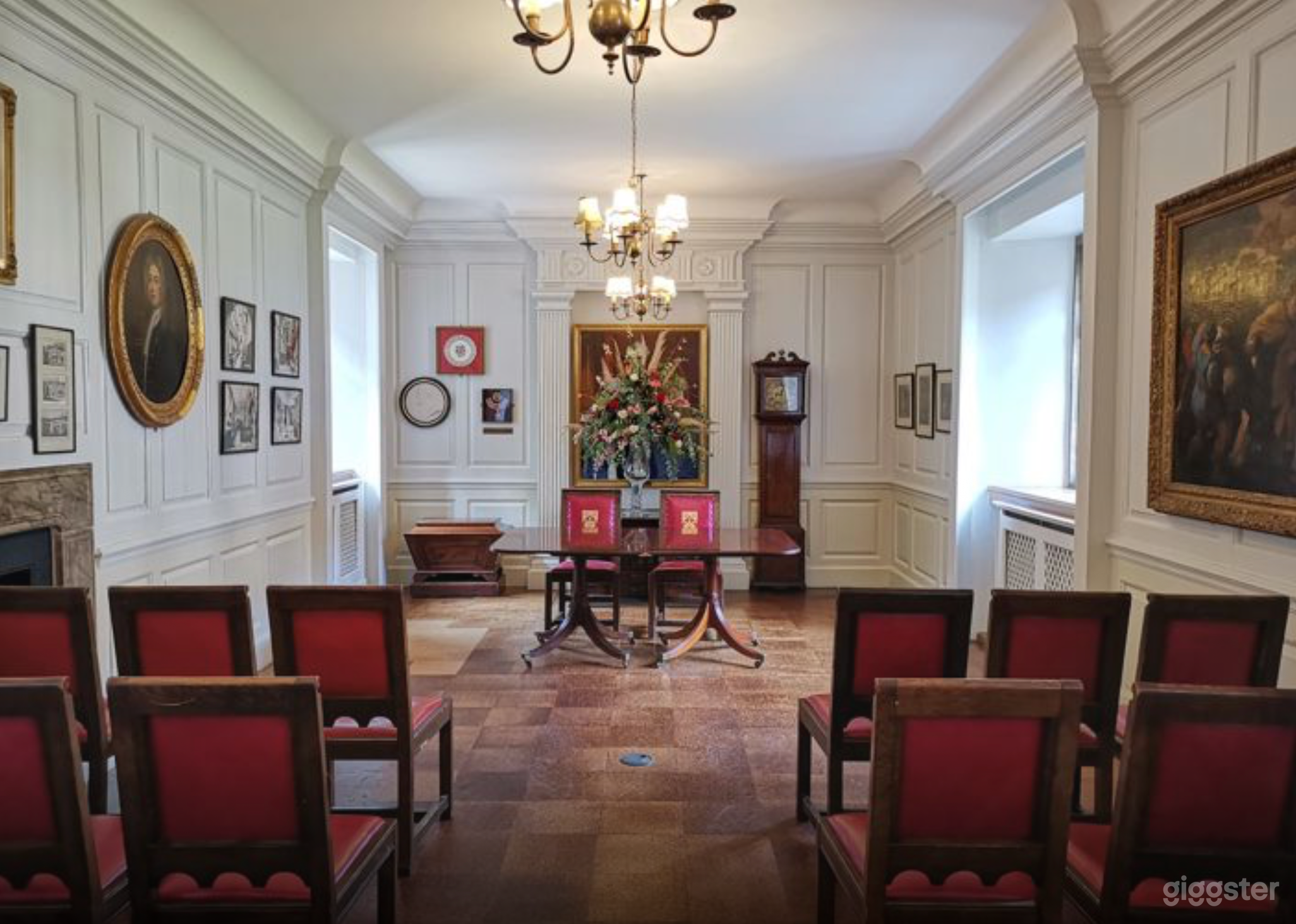 The Governors’ Room Photo 2