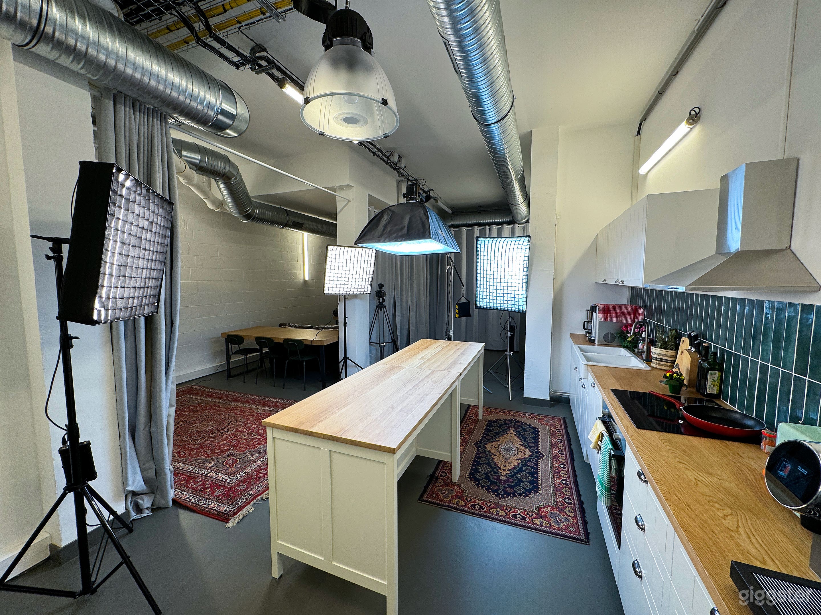 Grand studio cuisine photo et vidéo en plein coeur Photo 2