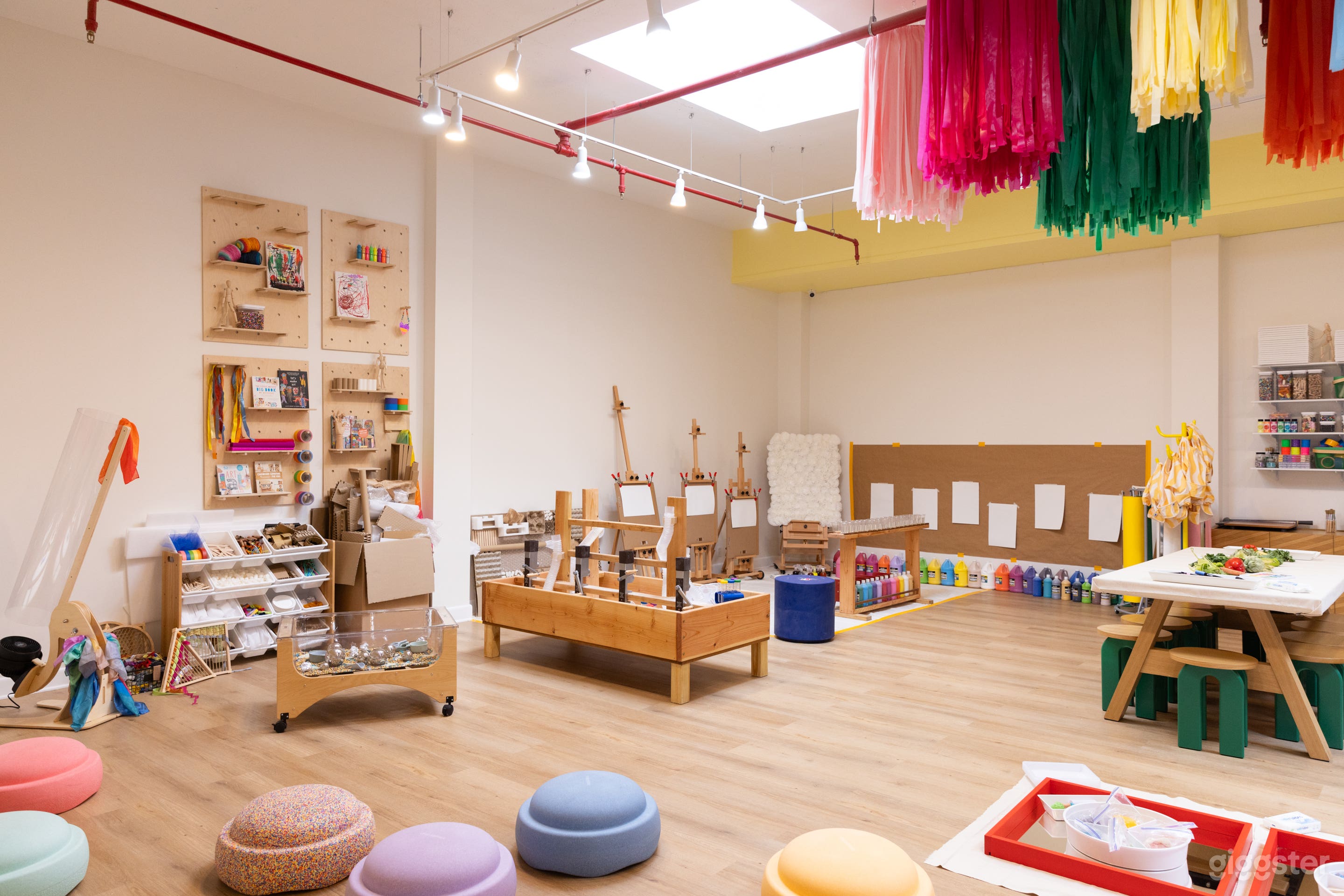 Bright Event Space / Art Studio with High Ceilings For Rent Photo 1