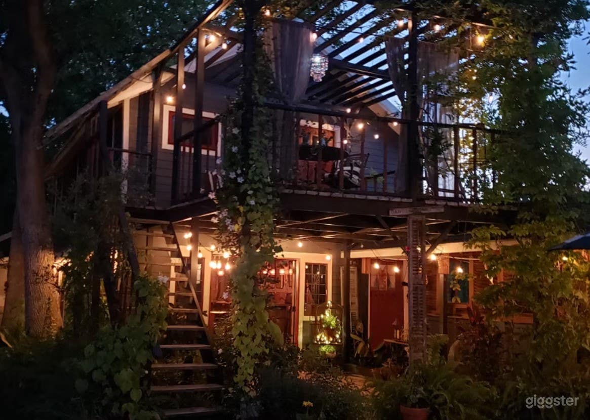 The Birdcage Saloon Photo 1