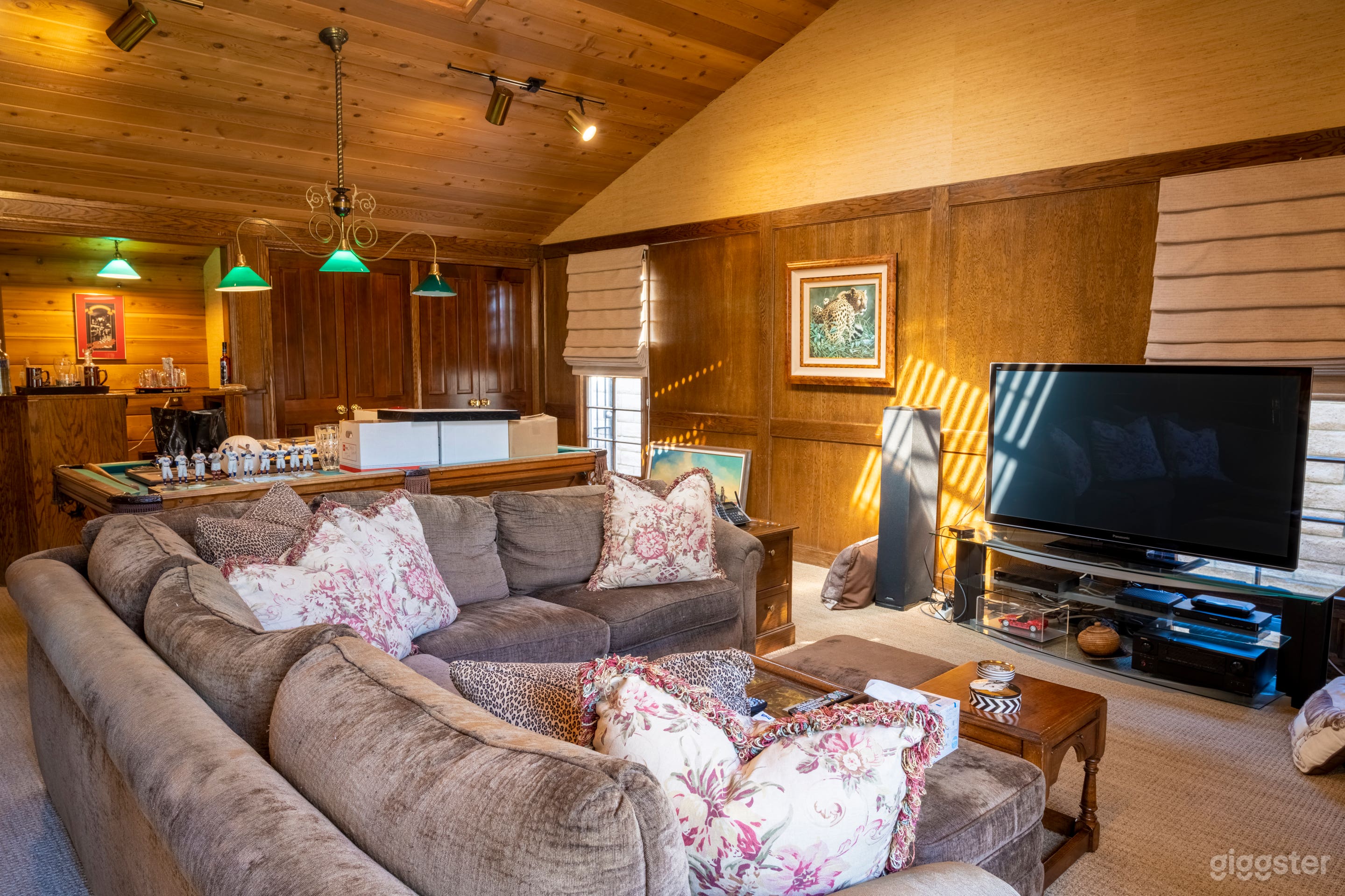 RUSTIC CHIC: CALIFORNIA RANCH-STYLE GEM Photo 3