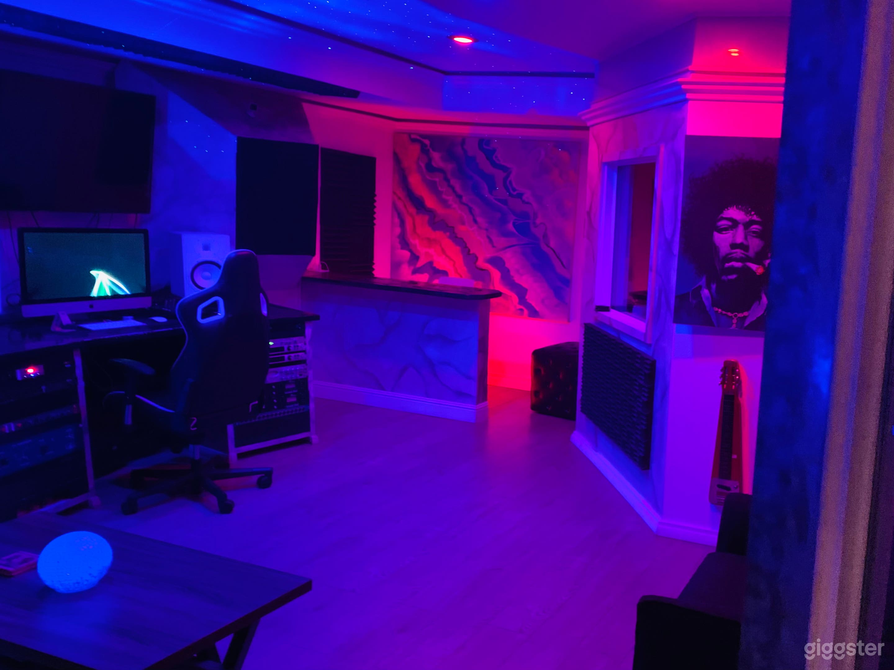 High-end Recording Studio in Los Angeles Photo 1